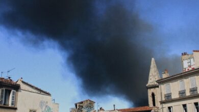 El Puerto Viejo en llamas, nueve personas heridas, dos barcos destruidos El Puerto Viejo en llamas, nueve personas heridas, dos barcos destruidos